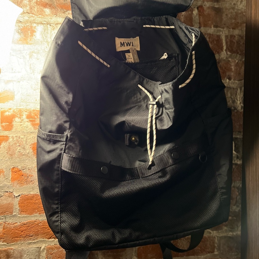 Madewell Drawstring Backpack - Picture 5 of 5